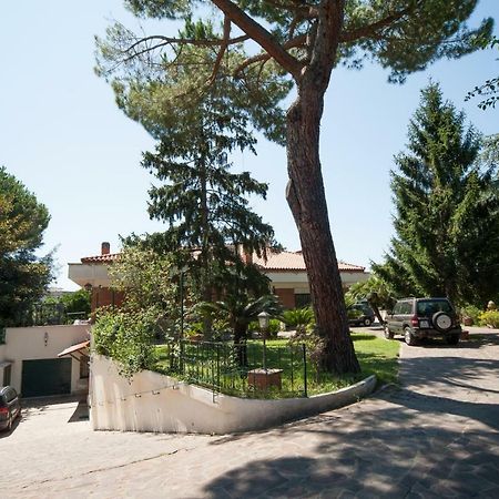 Mons Aureus Resort Roma Esterno foto